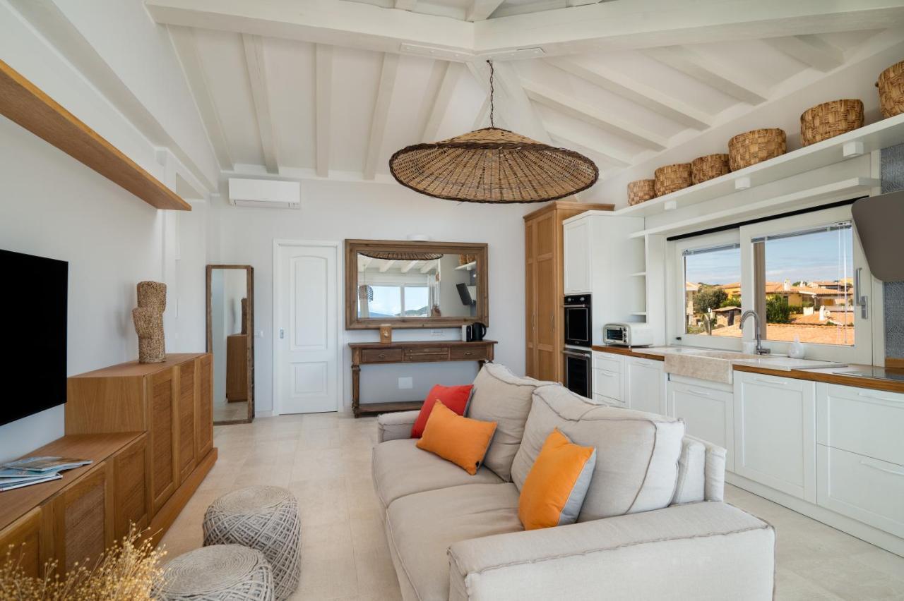 S'Abba Seafront Apartments - Your House In Sardinia Golfo Aranci Buitenkant foto