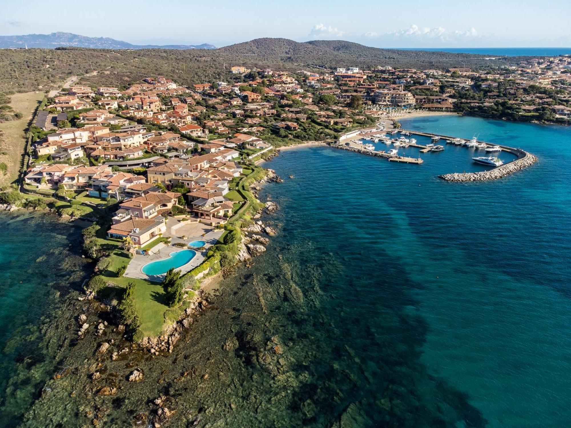S'Abba Seafront Apartments - Your House In Sardinia Golfo Aranci Buitenkant foto