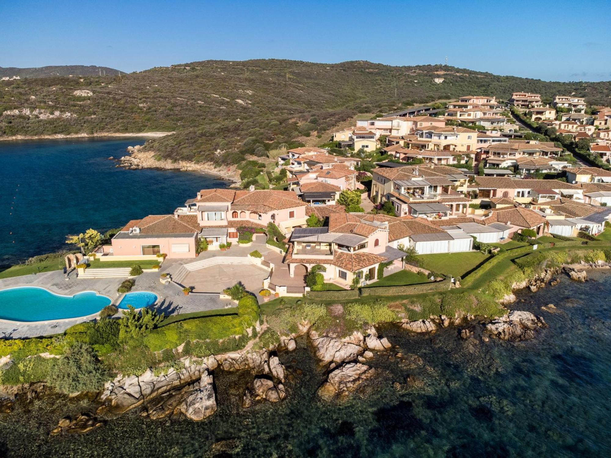 S'Abba Seafront Apartments - Your House In Sardinia Golfo Aranci Buitenkant foto