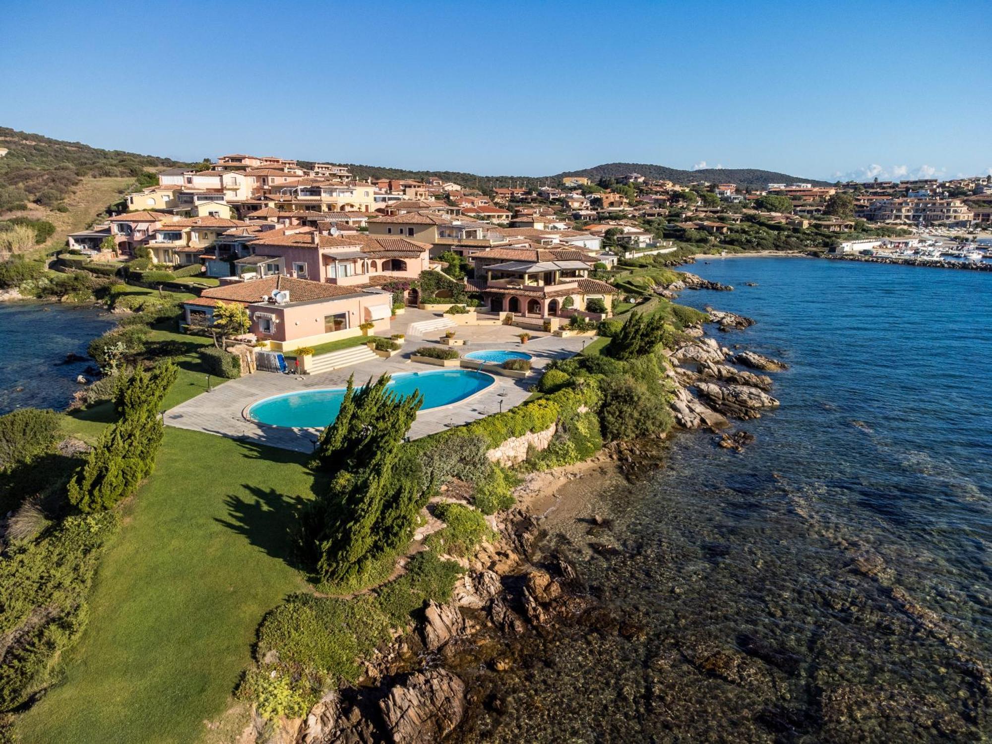 S'Abba Seafront Apartments - Your House In Sardinia Golfo Aranci Buitenkant foto