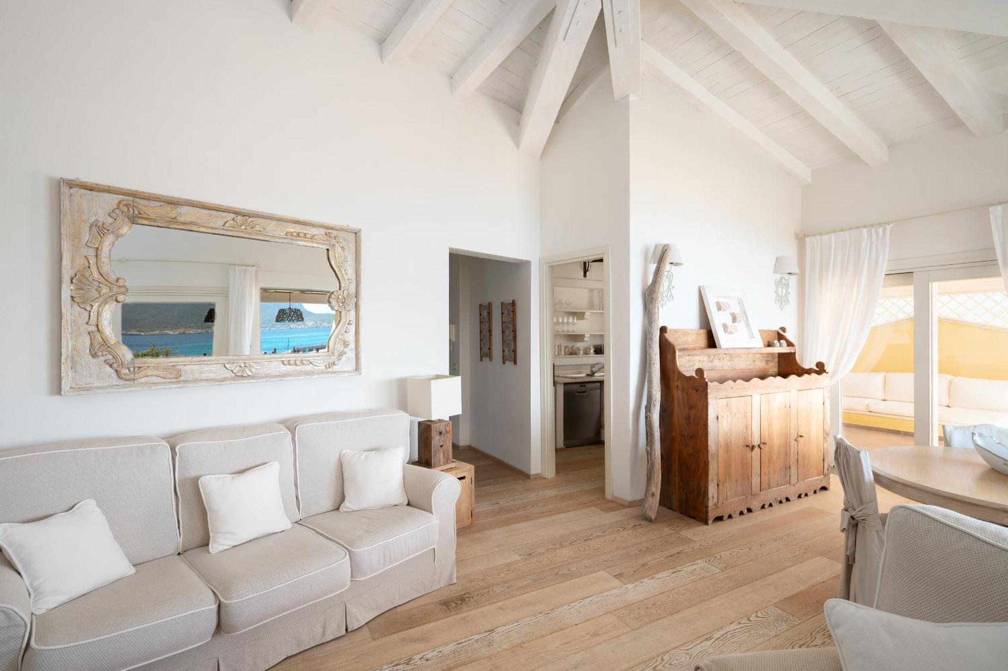 S'Abba Seafront Apartments - Your House In Sardinia Golfo Aranci Buitenkant foto