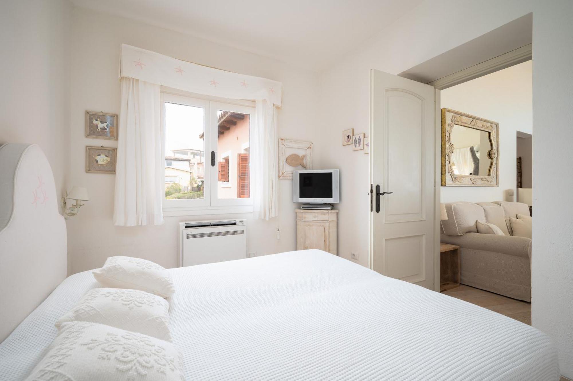 S'Abba Seafront Apartments - Your House In Sardinia Golfo Aranci Buitenkant foto