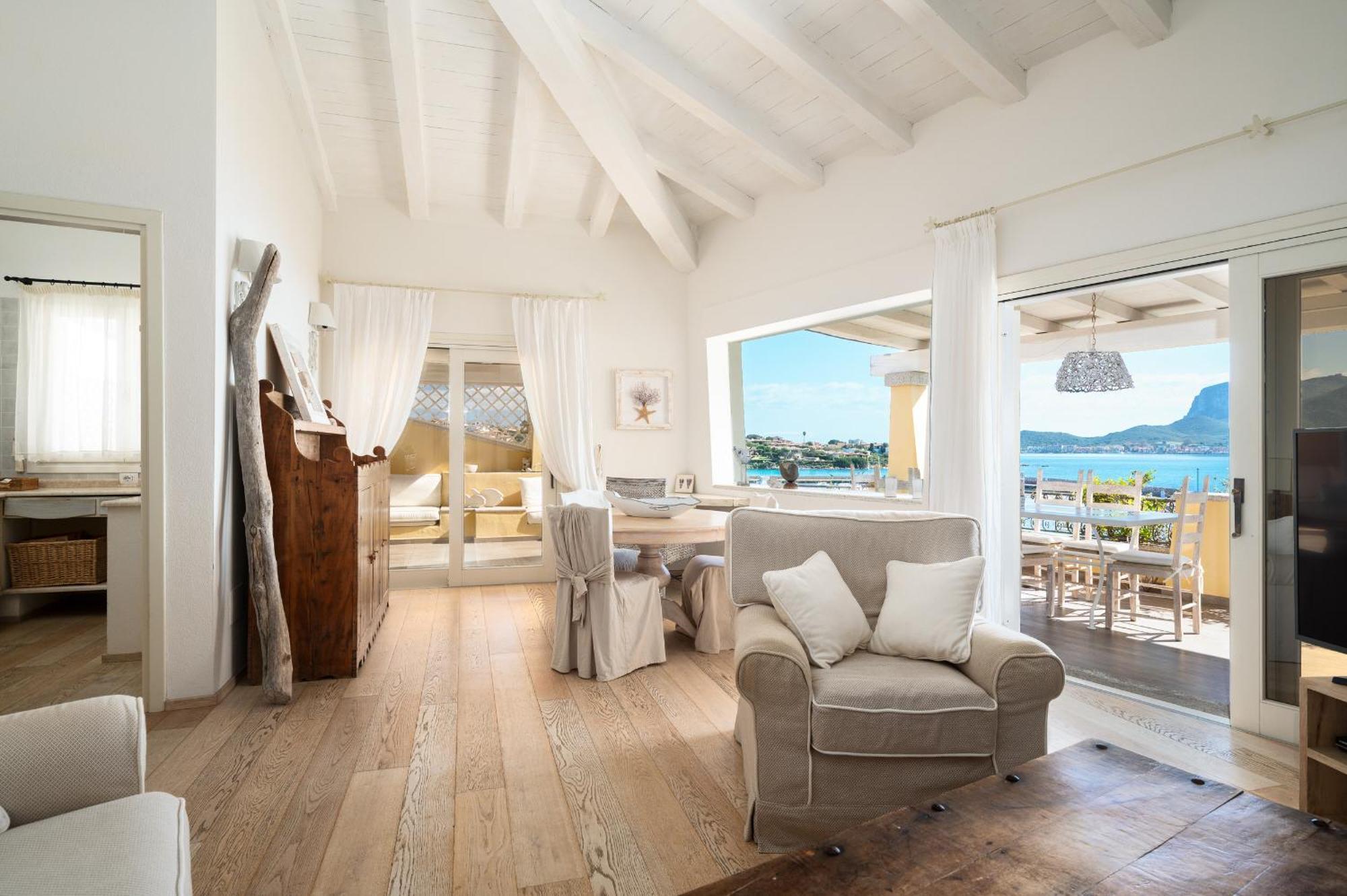 S'Abba Seafront Apartments - Your House In Sardinia Golfo Aranci Buitenkant foto