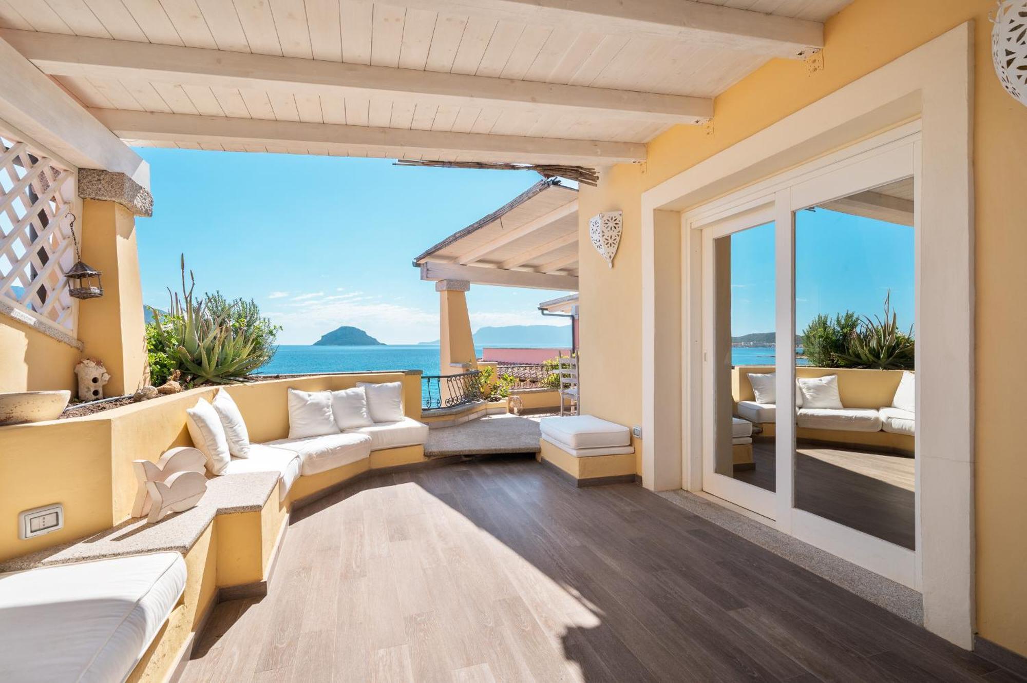 S'Abba Seafront Apartments - Your House In Sardinia Golfo Aranci Buitenkant foto