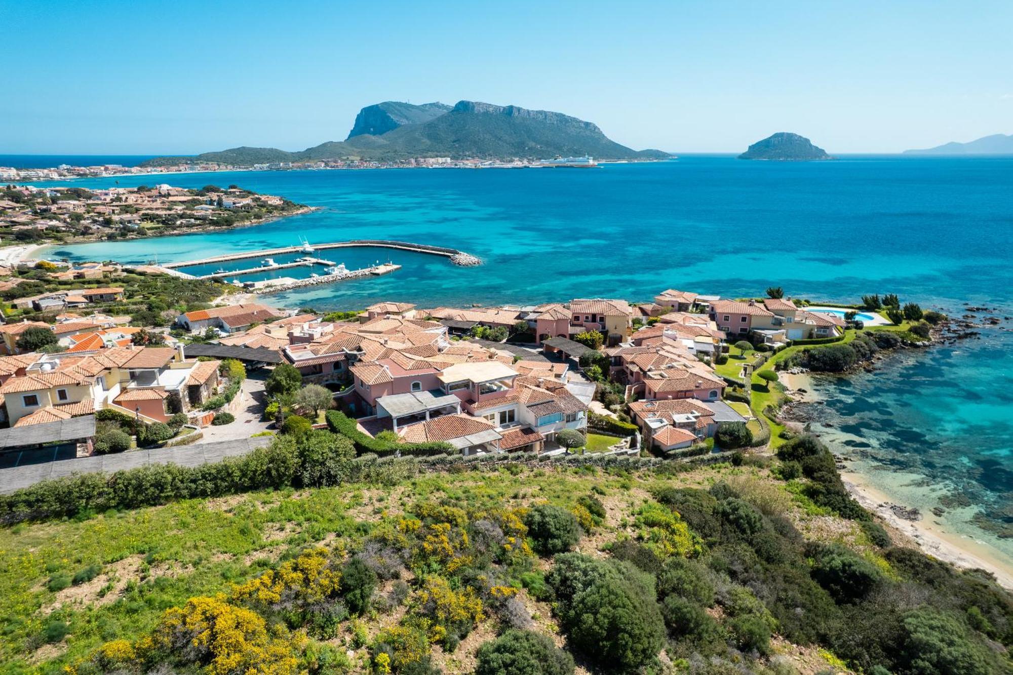 S'Abba Seafront Apartments - Your House In Sardinia Golfo Aranci Buitenkant foto